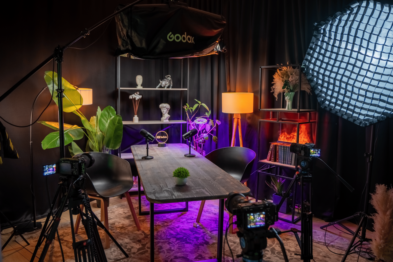 Арендовать Студия записи подкастов, видео-уроков, коротких роликов 