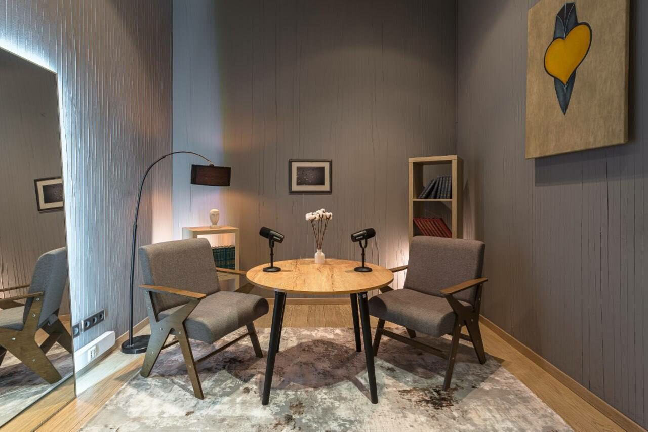 Арендовать Студия записи подкастов, видео-уроков, коротких роликов 