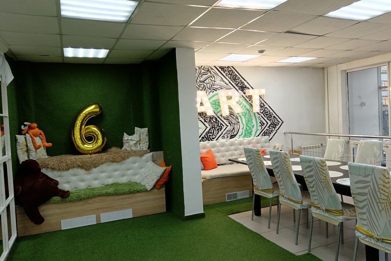 Арендовать Уютный лофт-зал для мероприятий