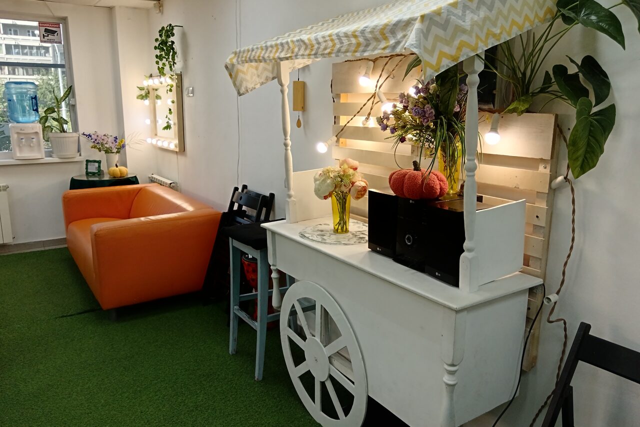 Арендовать Уютный лофт-зал для мероприятий