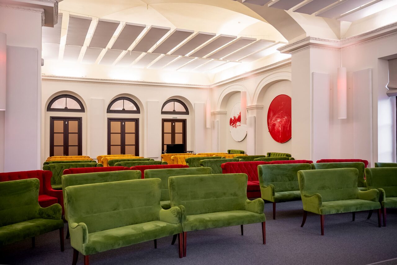 Арендовать Стильный и современный зал