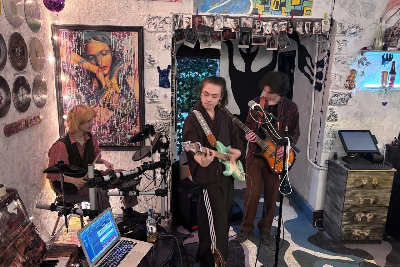 Арендовать Арт-кафе «Балаган»