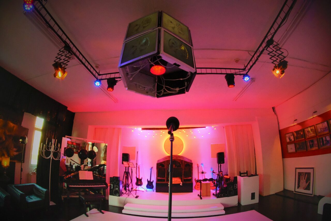 Арендовать Лофт в центре Москвы