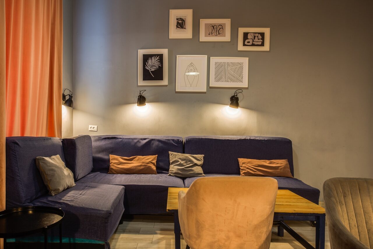 Арендовать Уютный кинозал в антикафе