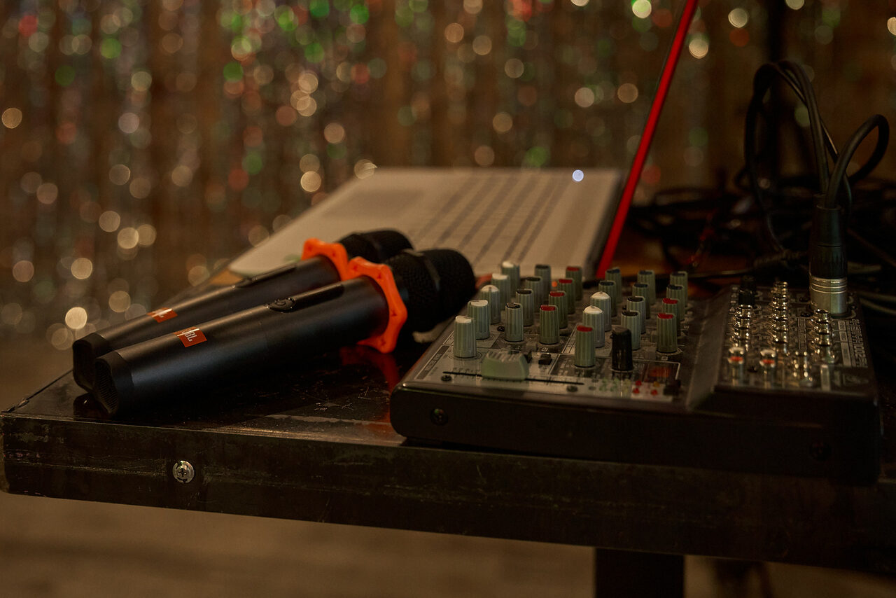 Арендовать Уютный и стильный лофт с барной стойкой