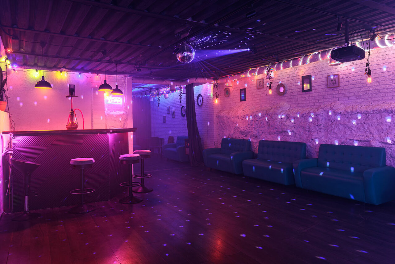 Арендовать Таганка Лофт. Лофт с кухней и Playstation 5