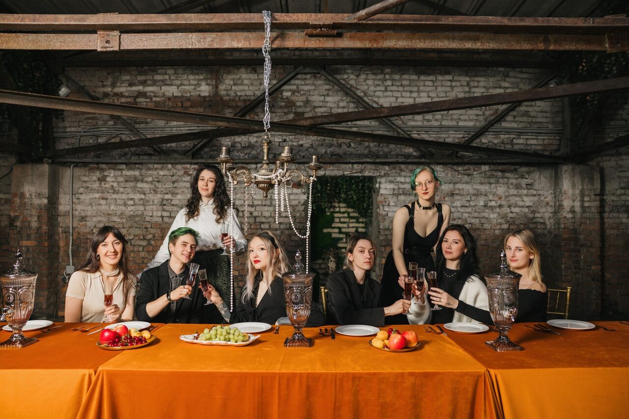 Арендовать Антуражная площадка в стиле «Таинственный сад» 