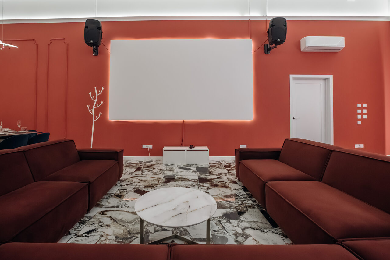 Арендовать Санта Лючия. Изысканное пространство