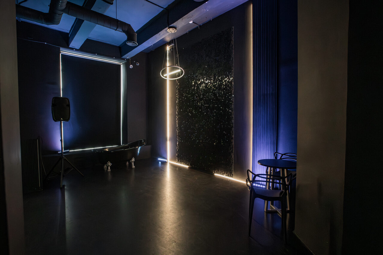 Арендовать Блэк. Стильный лофт для мероприятий