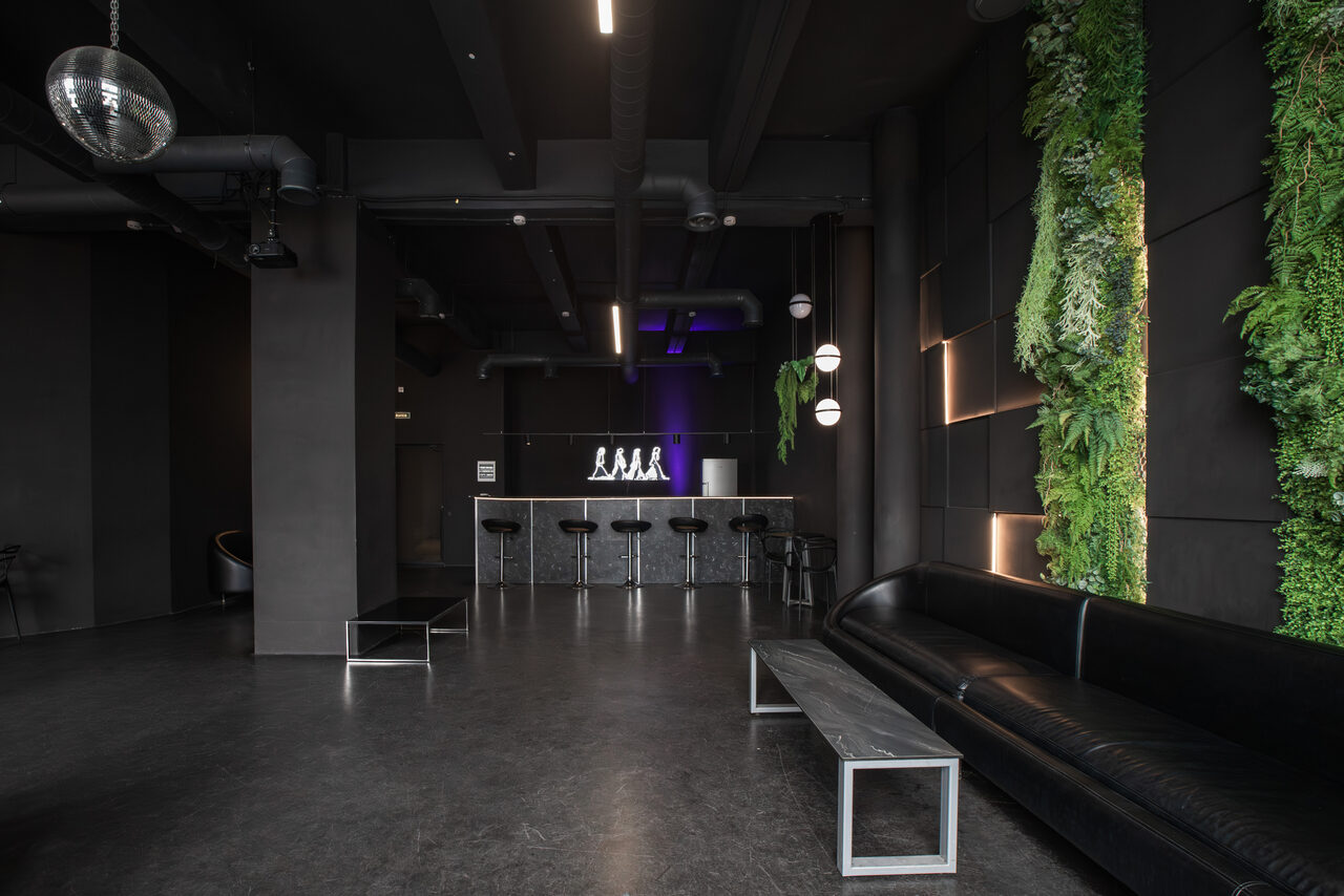 Арендовать Блэк. Стильный лофт для мероприятий