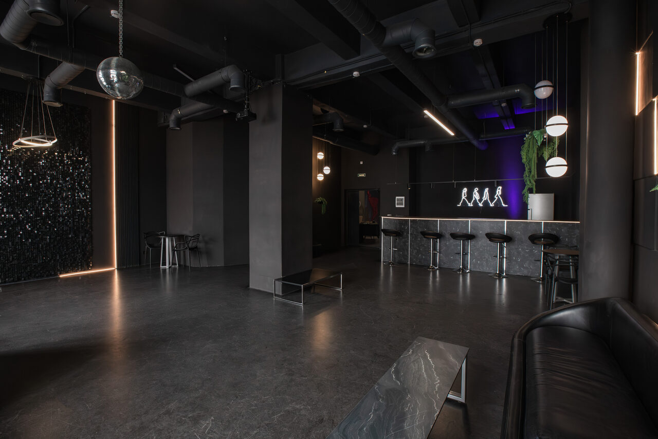 Арендовать Блэк. Стильный лофт для мероприятий