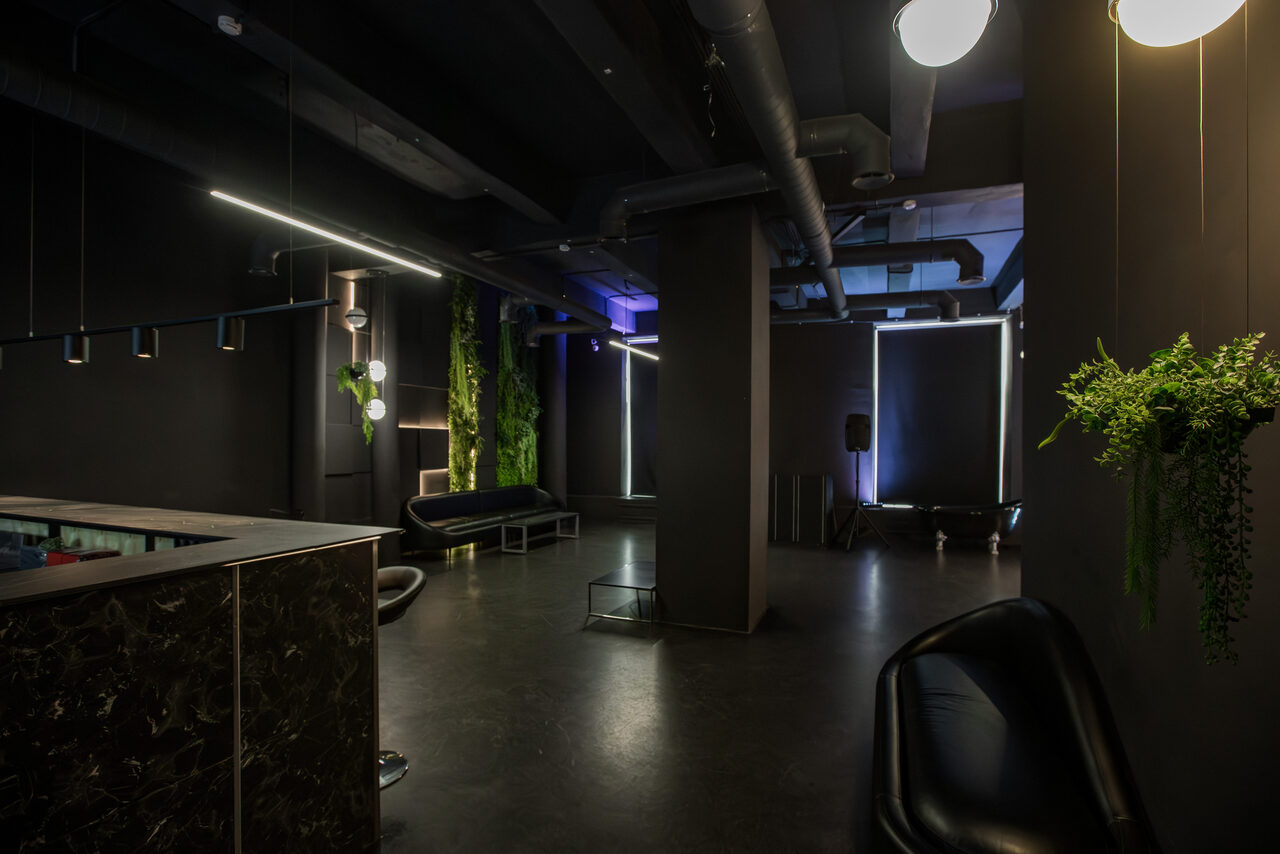 Арендовать Блэк. Стильный лофт для мероприятий