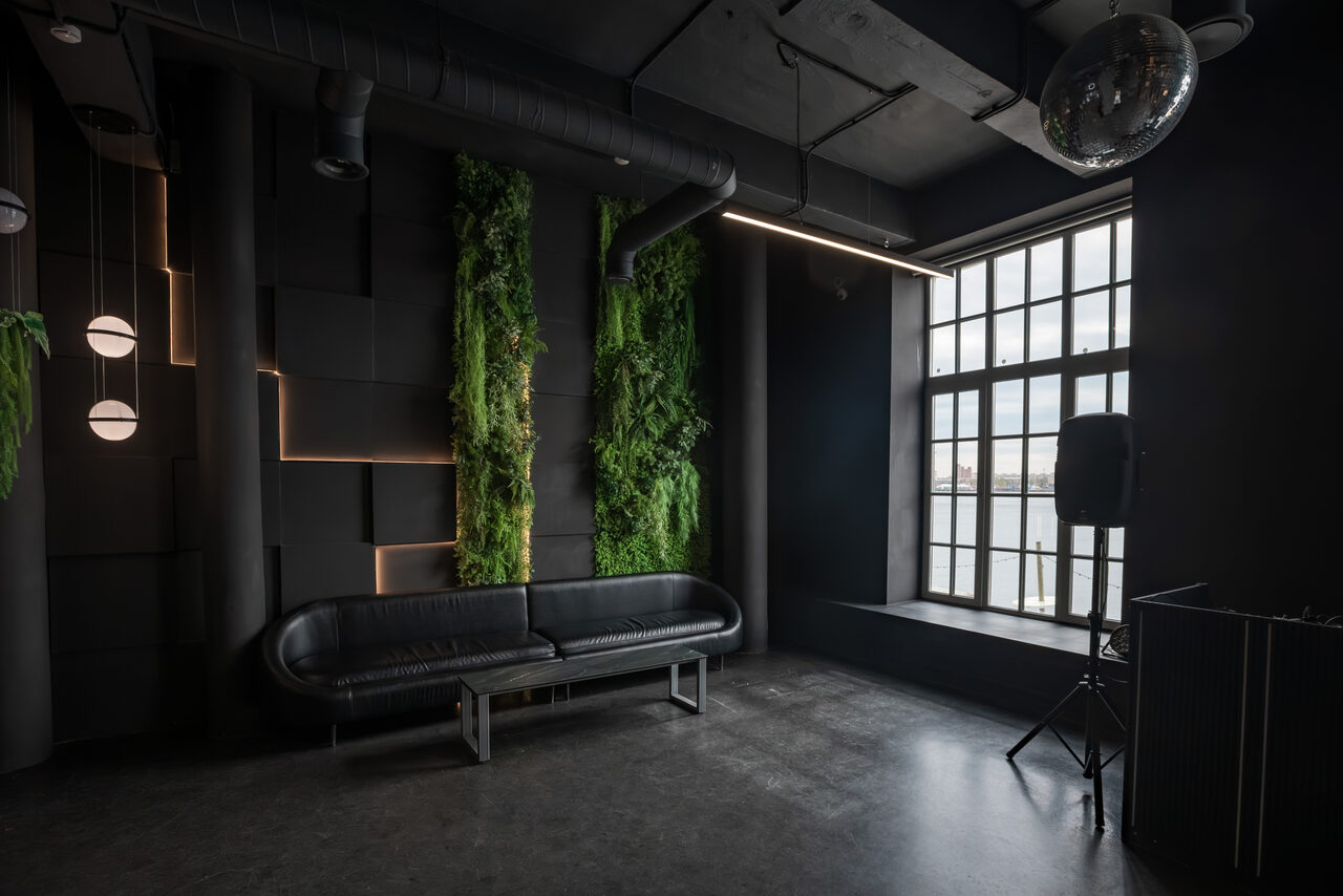 Арендовать Блэк. Стильный лофт для мероприятий