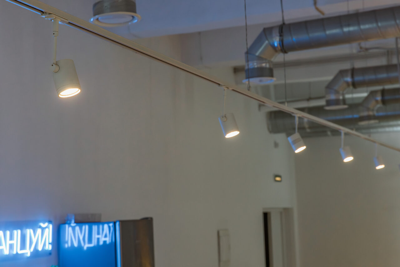 Арендовать Вайт. Элегантный лофт для мероприятий