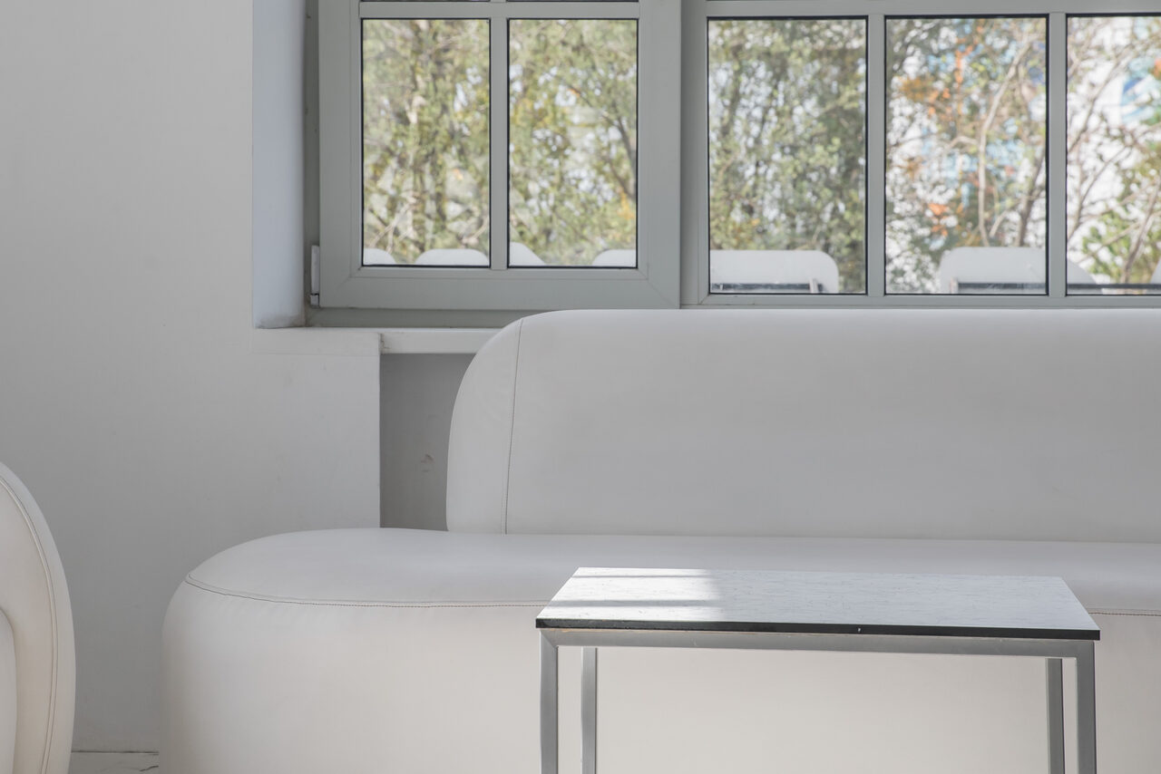 Арендовать Вайт. Элегантный лофт для мероприятий