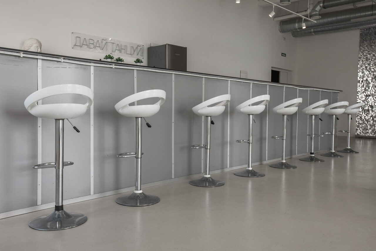 Арендовать Вайт. Элегантный лофт для мероприятий