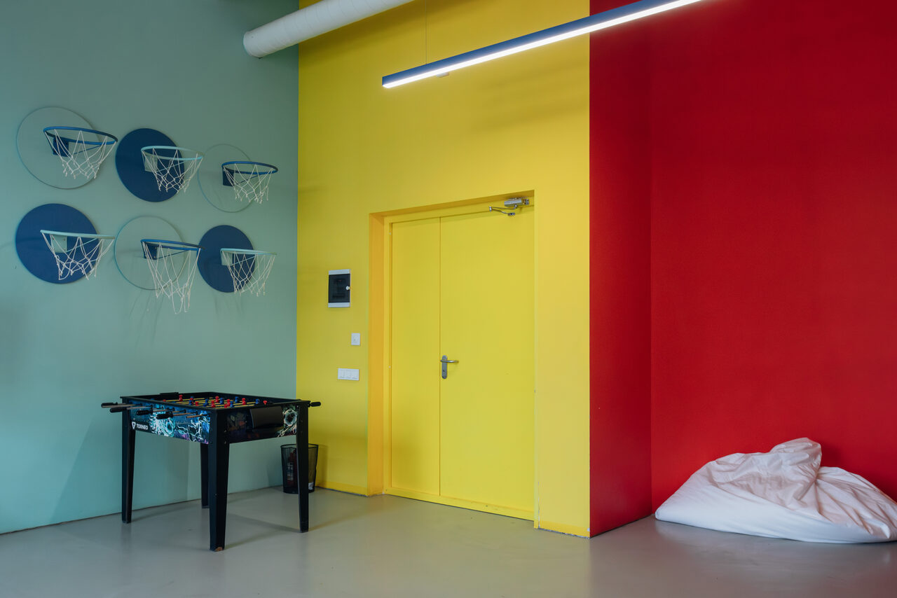 Арендовать Зал Караоке. Яркое пространство в стиле pop-art