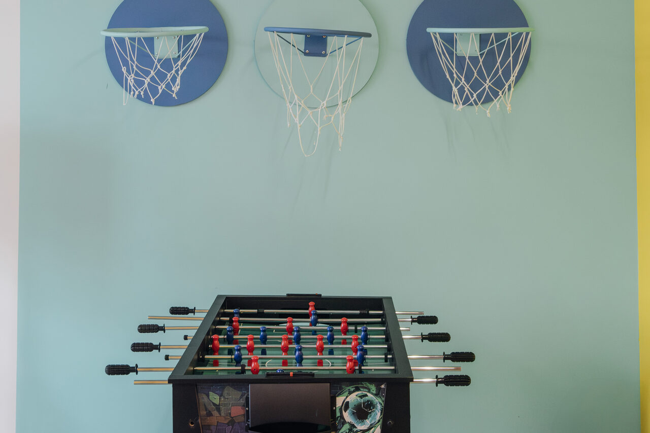 Арендовать Зал Караоке. Яркое пространство в стиле pop-art