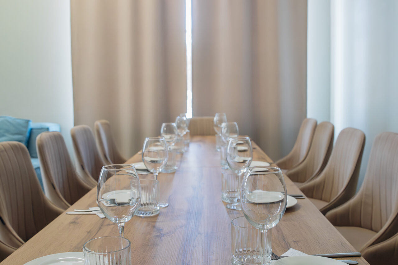 Арендовать Бохо. Лофт в тёплых тонах