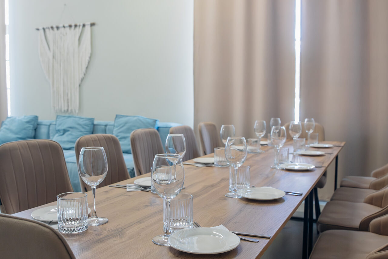 Арендовать Бохо. Лофт в тёплых тонах