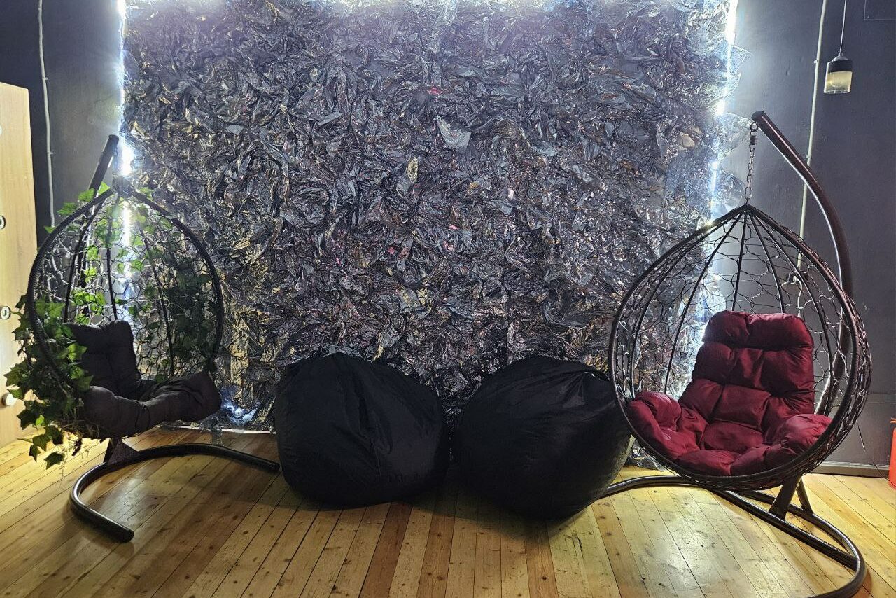 Арендовать Status Loft. Лофт со сценой и караоке. Типичный Питер