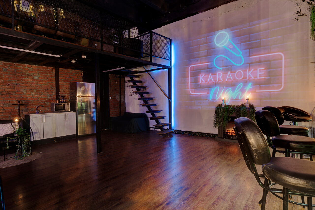 Арендовать Лофт Зеркальный