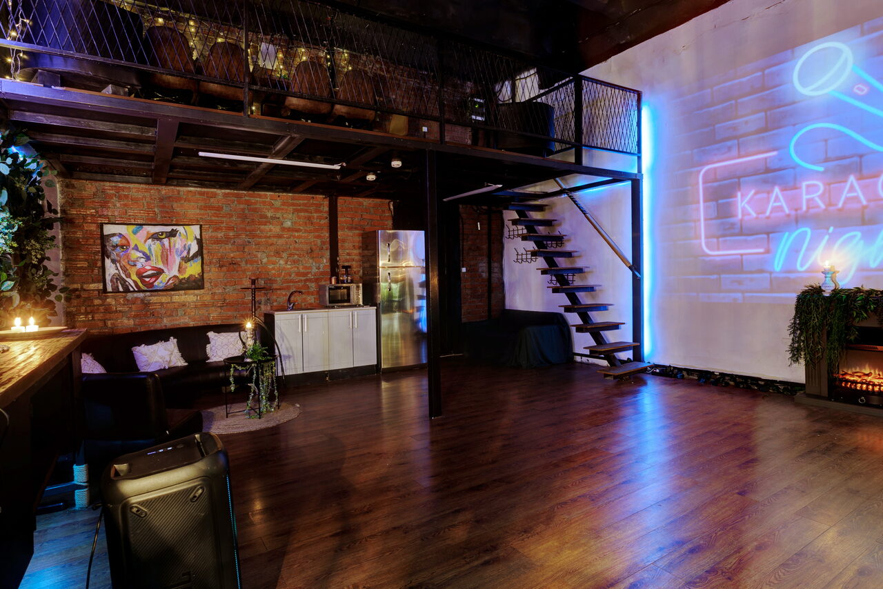 Арендовать Лофт Зеркальный