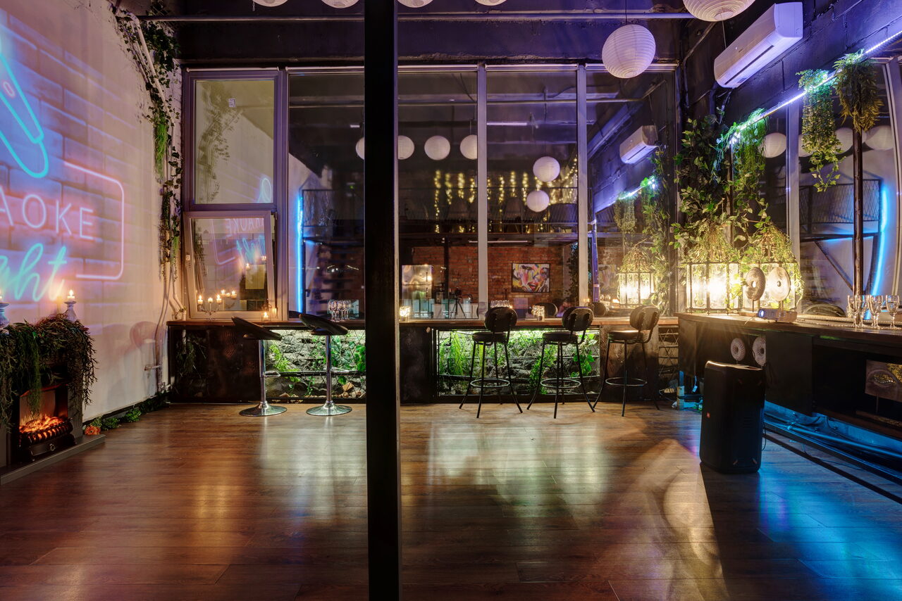 Арендовать Лофт Зеркальный