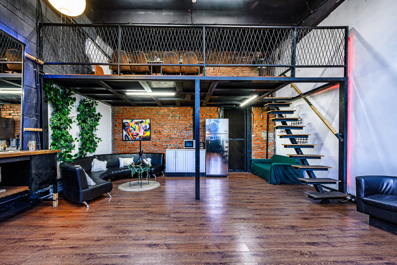 Арендовать Лофт Зеркальный