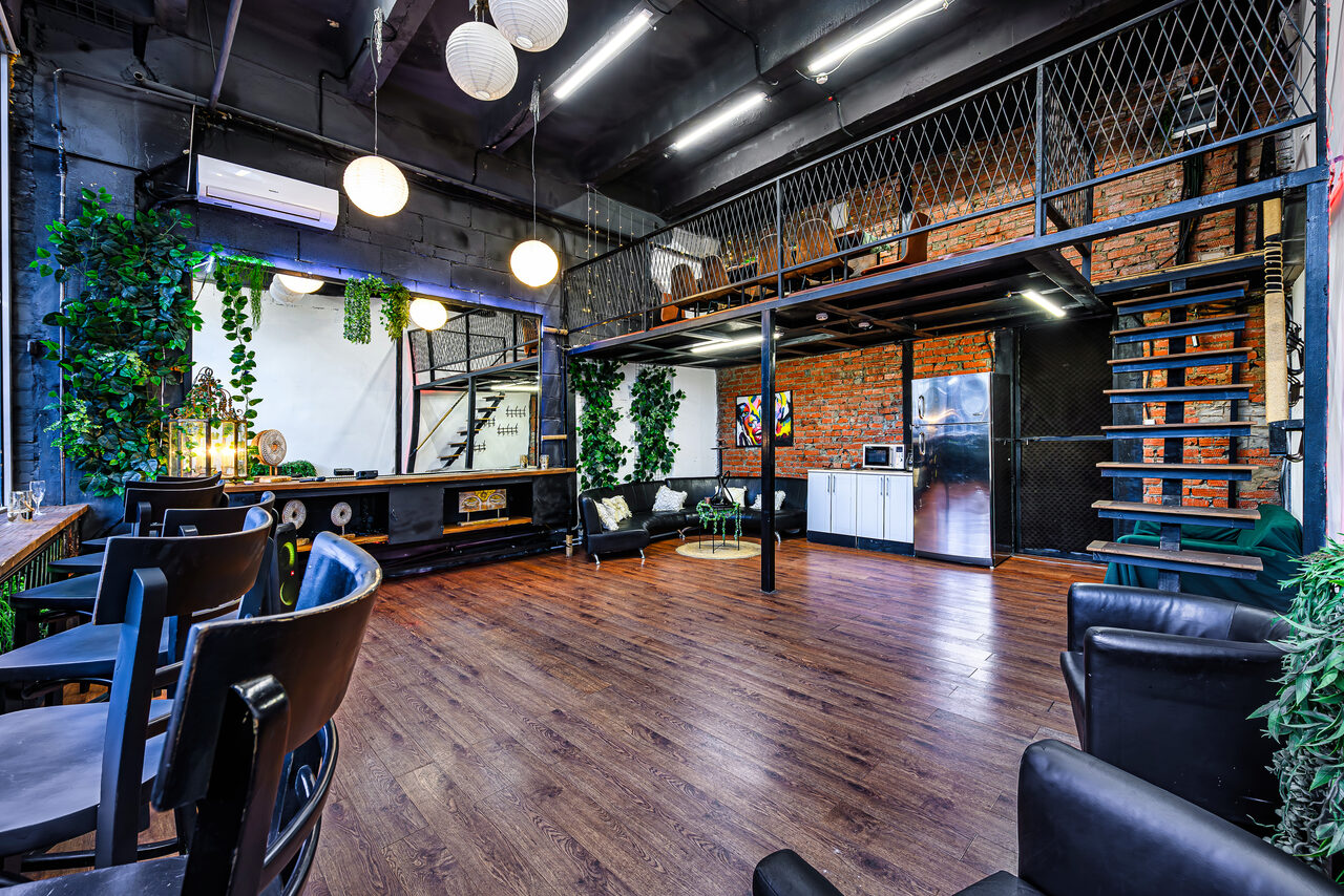 Арендовать Лофт Зеркальный