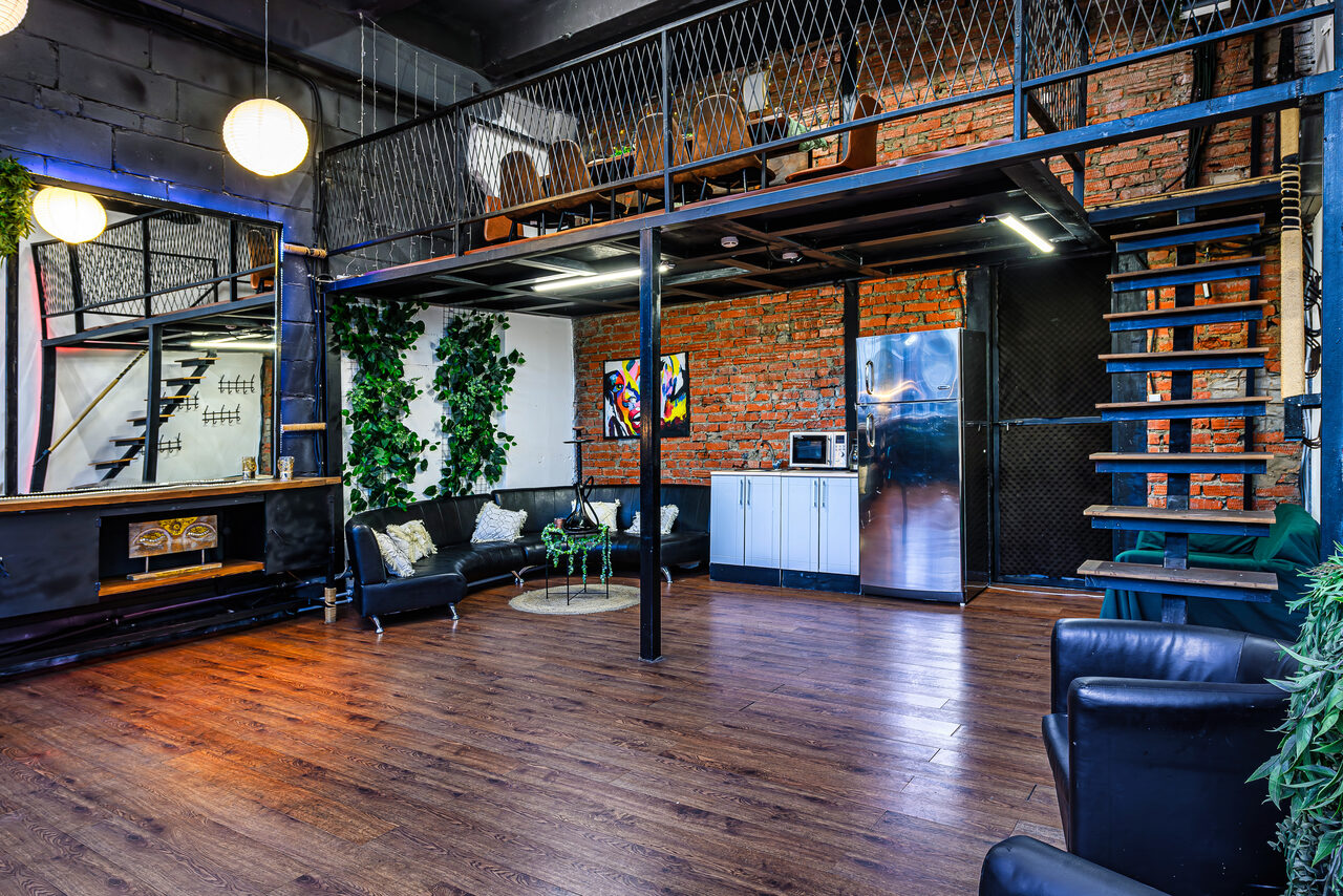 Арендовать Лофт Зеркальный