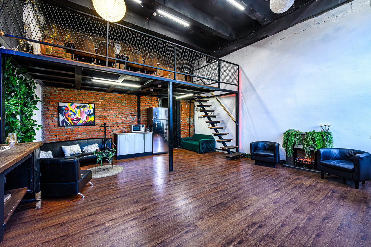 Арендовать Лофт Зеркальный