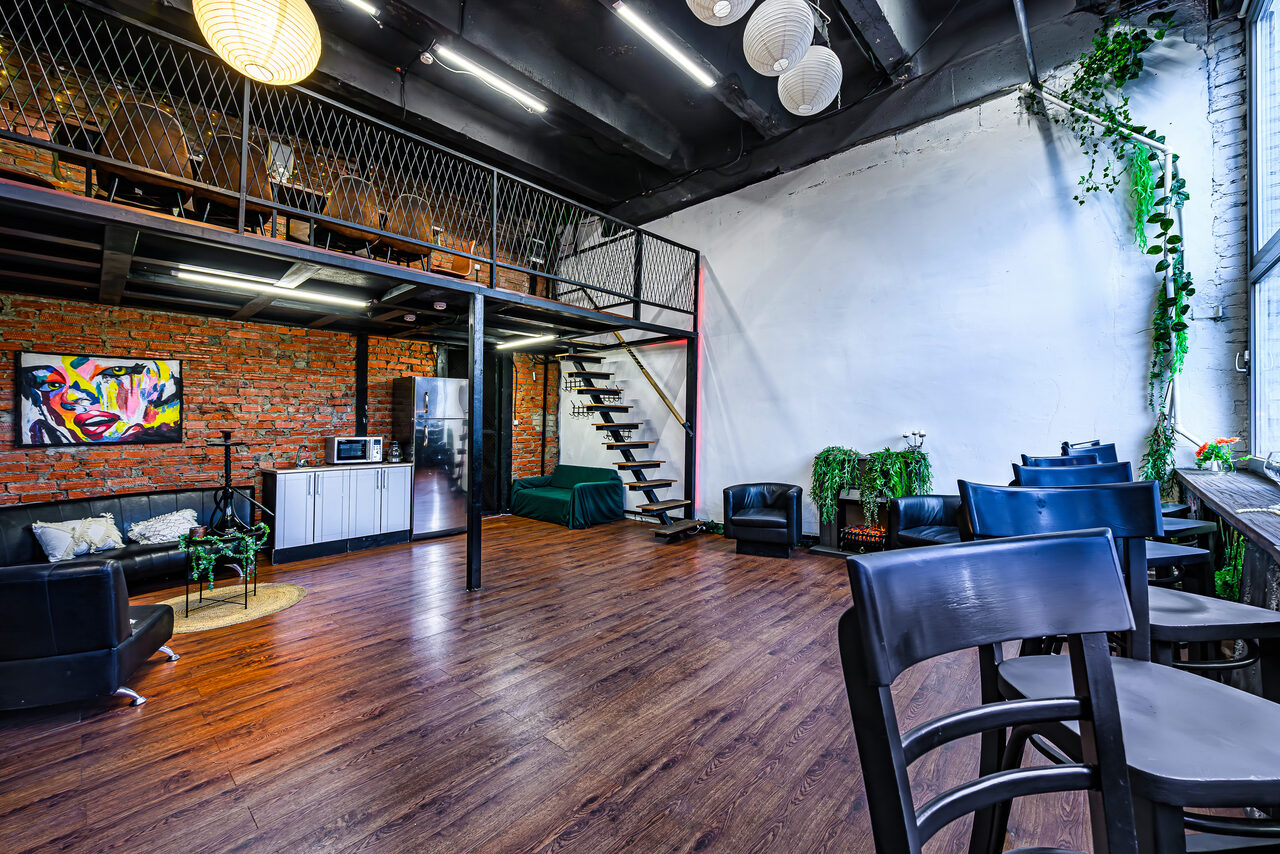 Арендовать Лофт Зеркальный