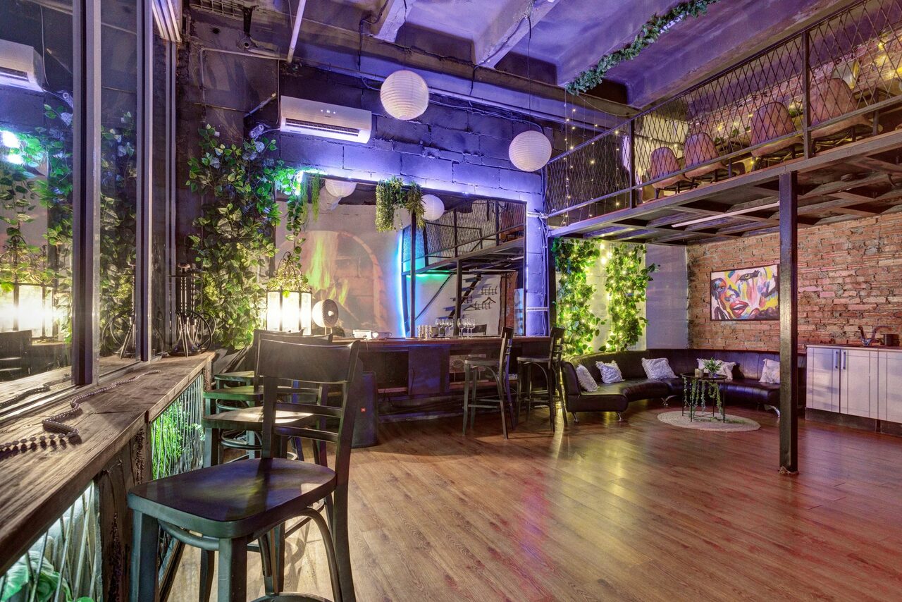 Арендовать Лофт Зеркальный