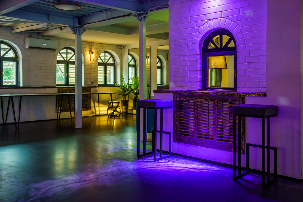 Арендовать Лофт с террасой на территории Измайловского Вернисажа