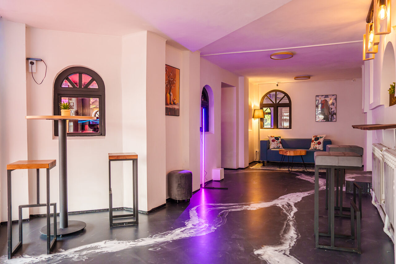 Арендовать Лофт с террасой на территории Измайловского Вернисажа