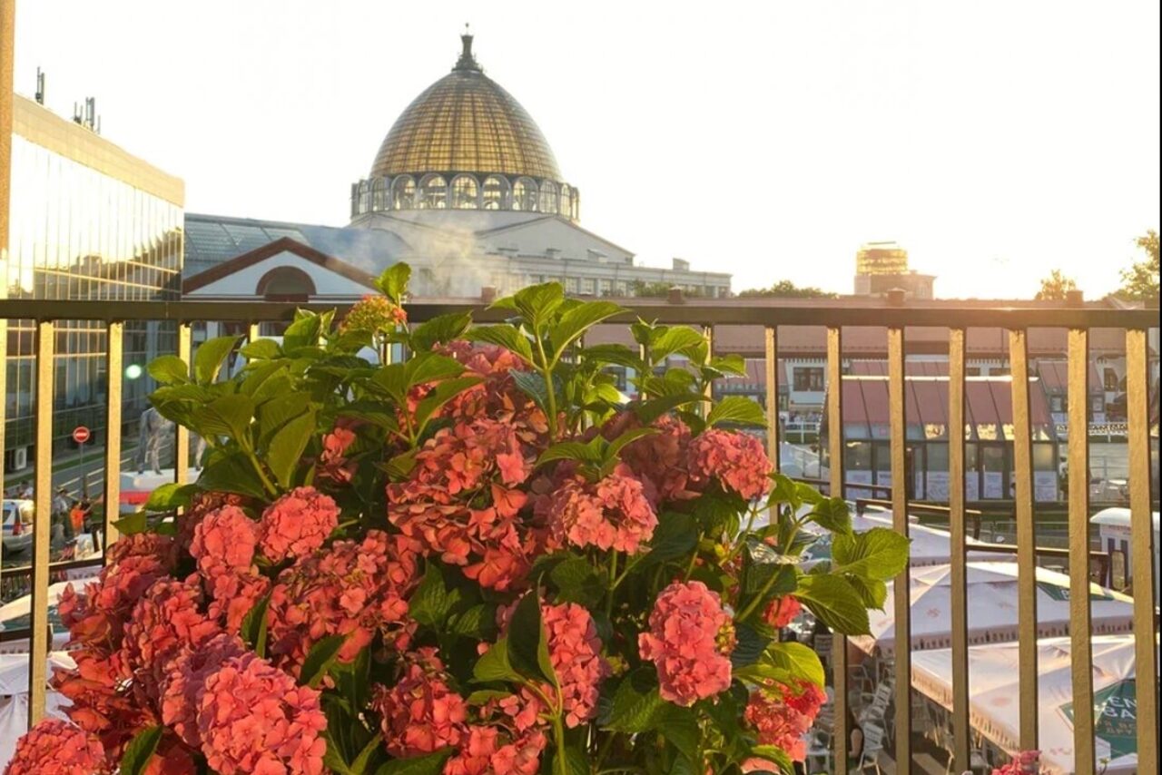 Арендовать Выставка. Просторный лофт в светлых тонах