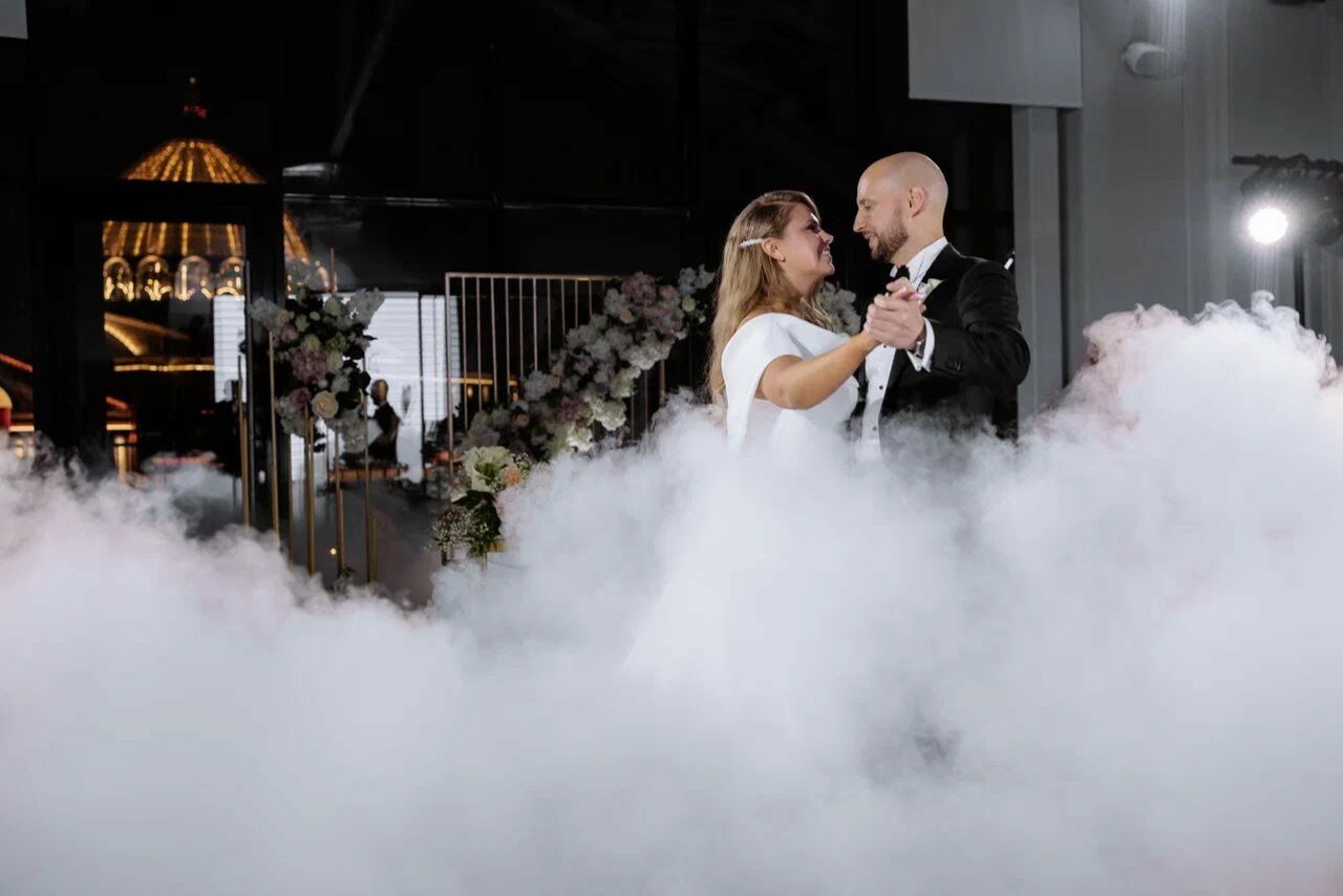 Арендовать Выставка. Просторный лофт в светлых тонах