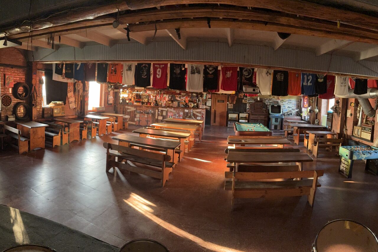 Арендовать Fort Loft. Лофт в байкерском стиле