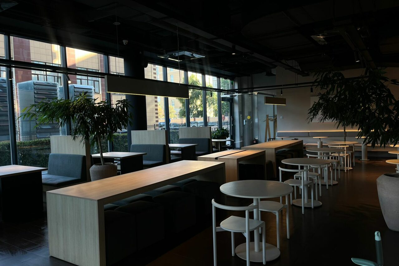 Арендовать Пространство для мероприятий с панорамными окнами