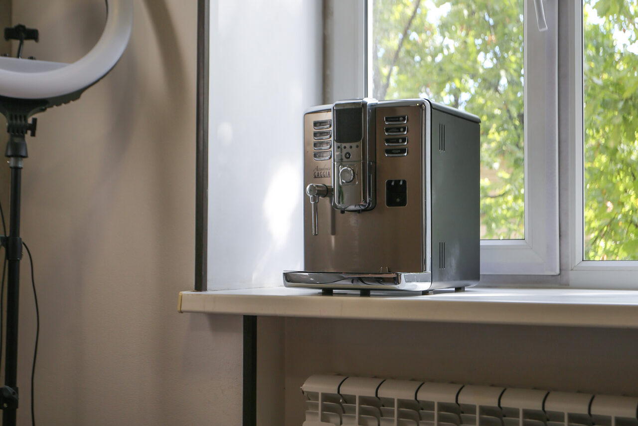 Арендовать Светлый лофт с двумя зонами для любых мероприятий