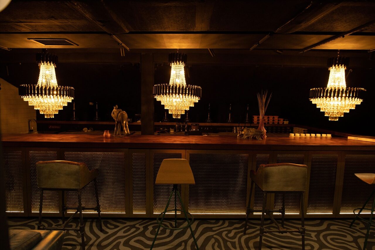 Арендовать Парадная. Пространство на мансардном этаже