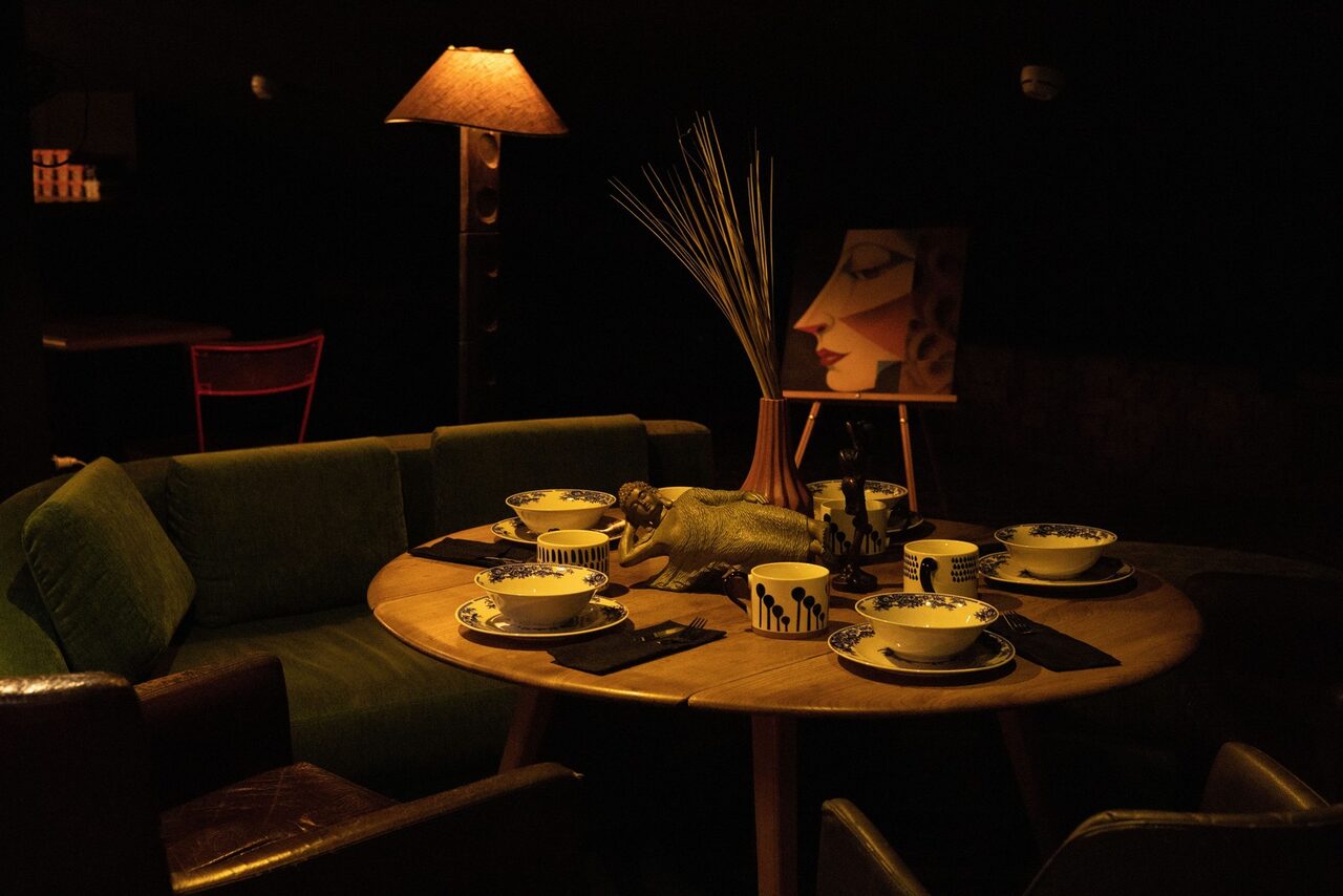 Арендовать Парадная. Пространство на мансардном этаже