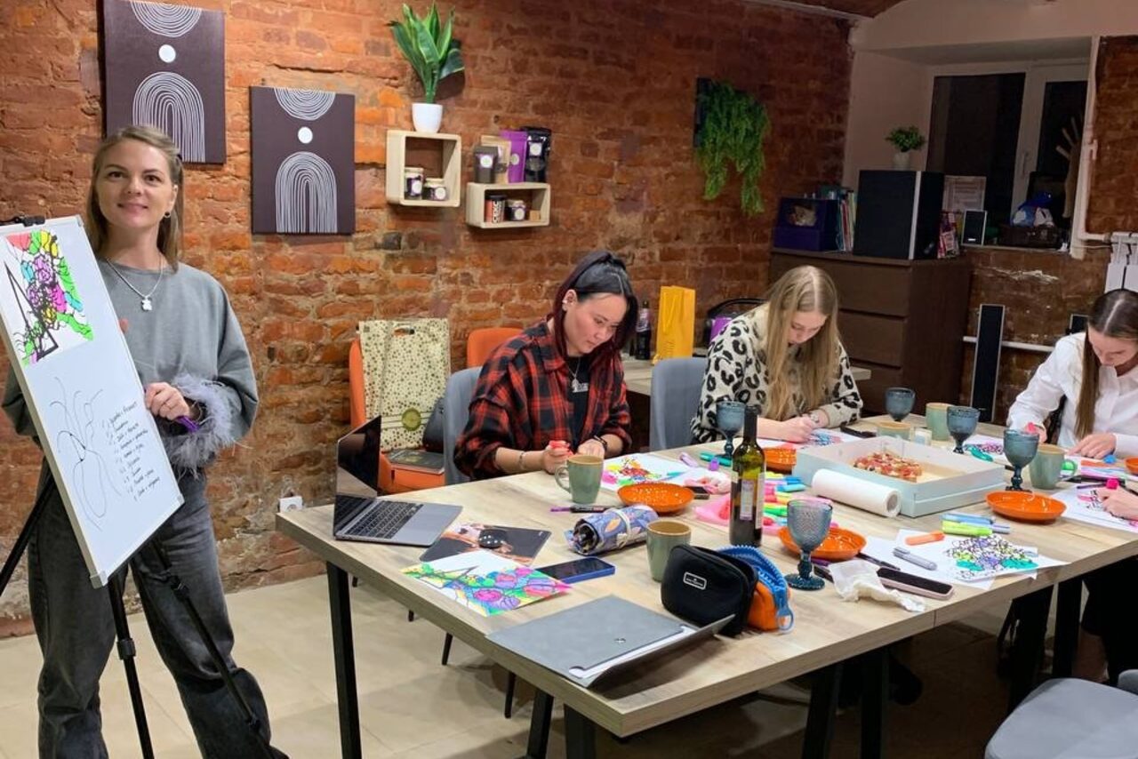 Арендовать Цоколь 14. Комфортный кирпичный лофт