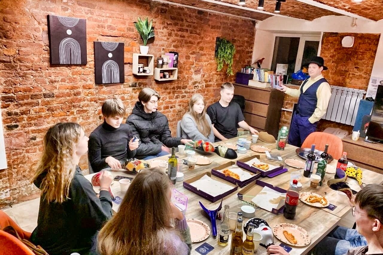 Арендовать Цоколь 14. Комфортный кирпичный лофт