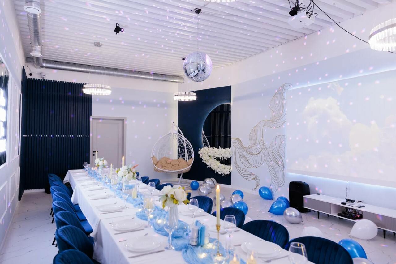 Арендовать Sevilla. Бело-голубая сказка, где мечты обретают радость