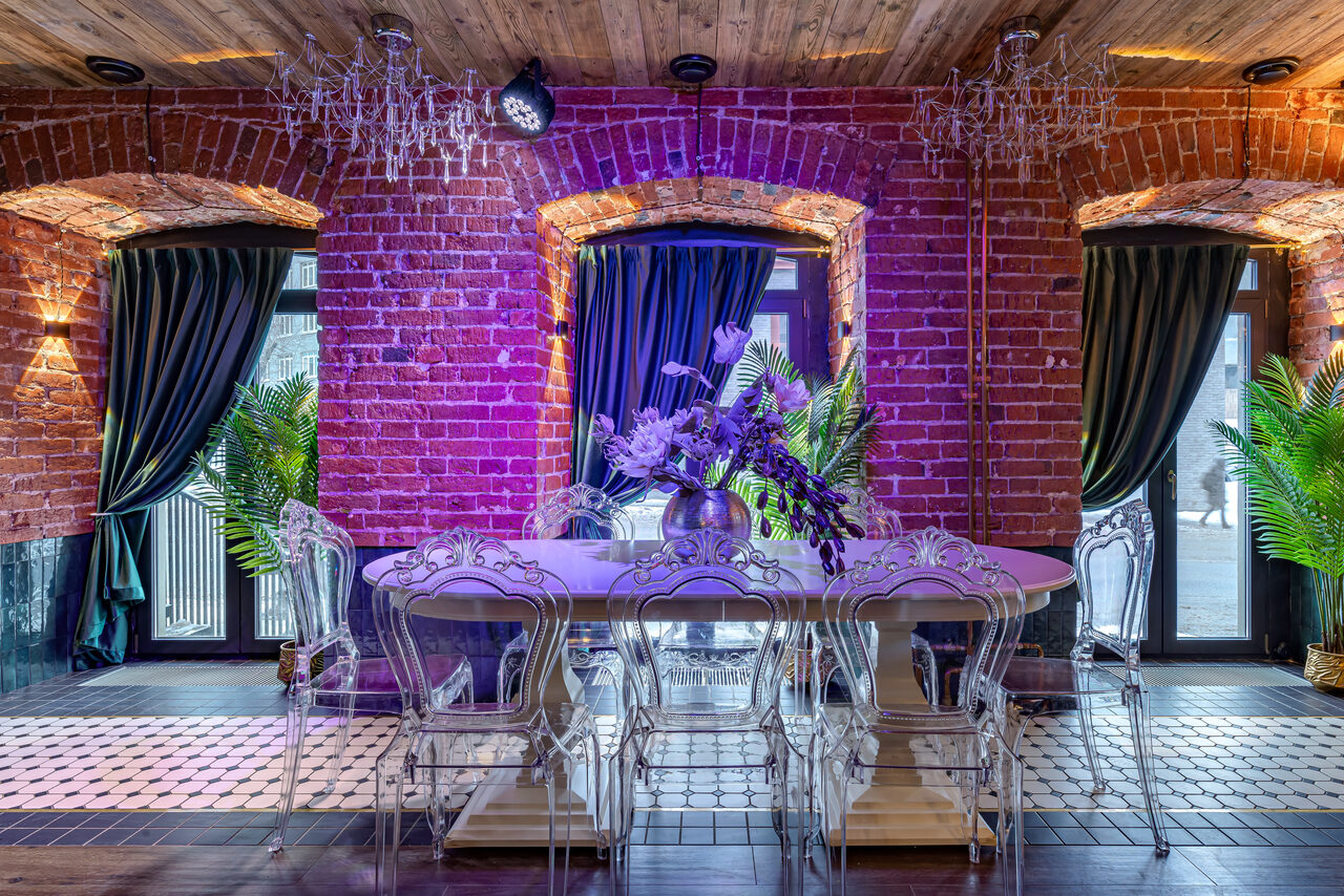 Арендовать Лофт Май. Зал Гоголь для деловых мероприятий