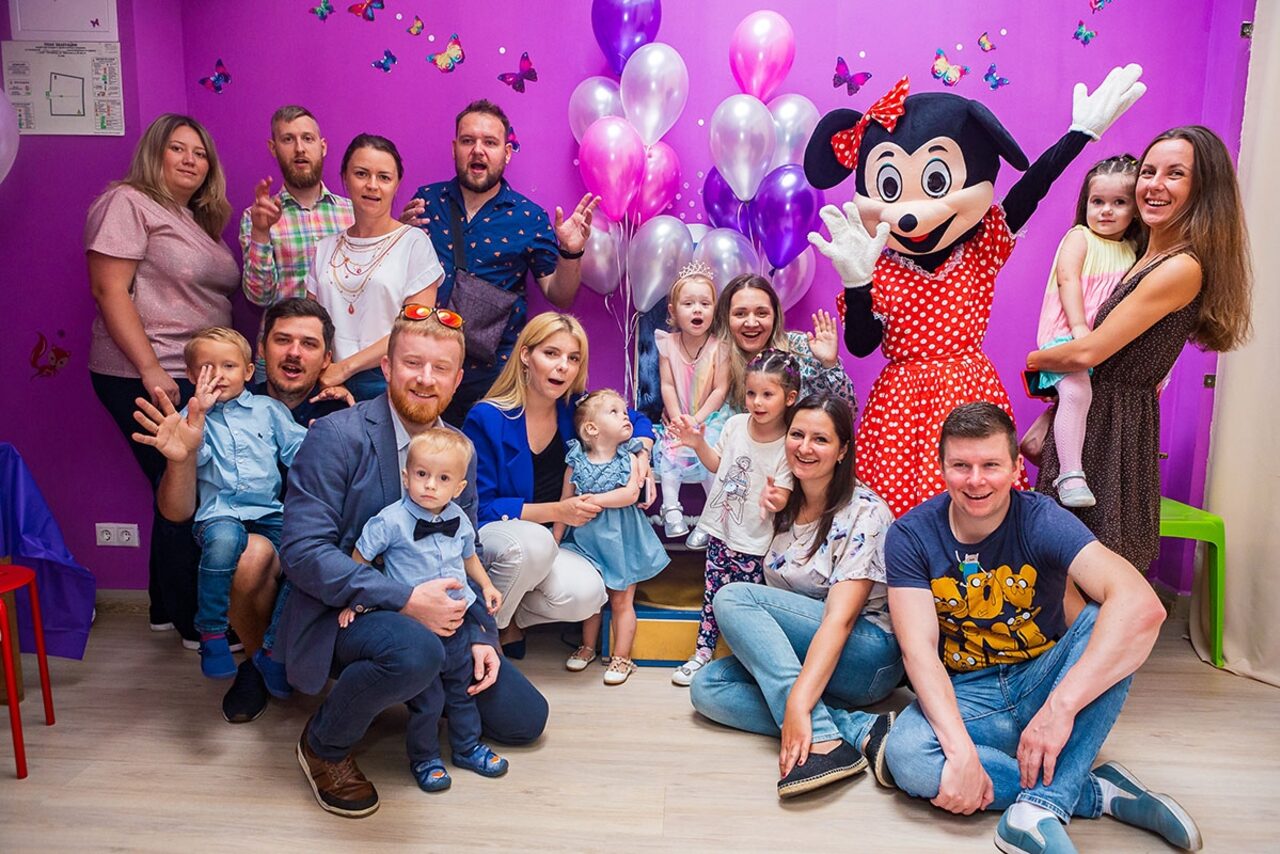 Арендовать Сказочный город. Ультрафиолетовый зал