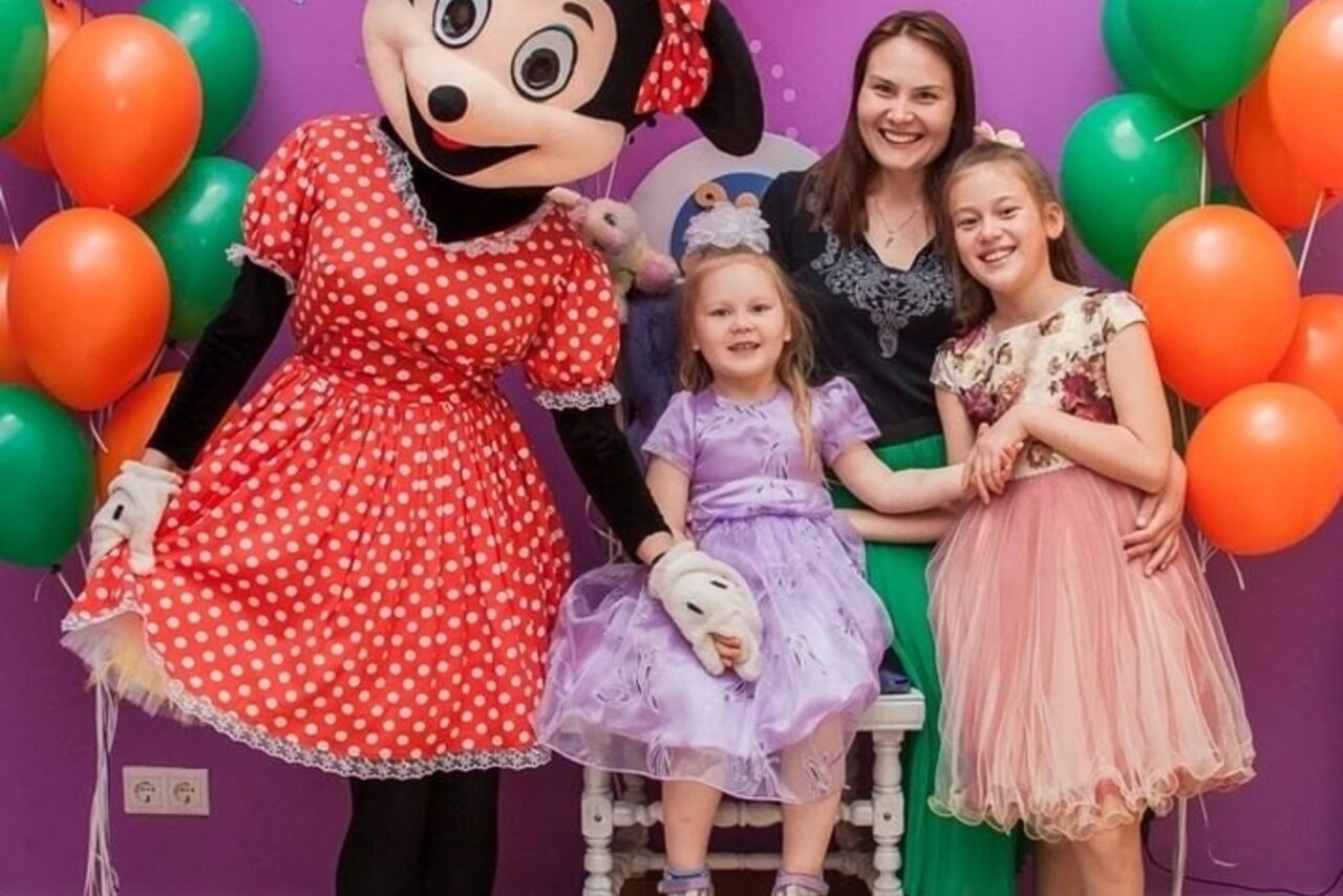 Арендовать Сказочный город. Ультрафиолетовый зал