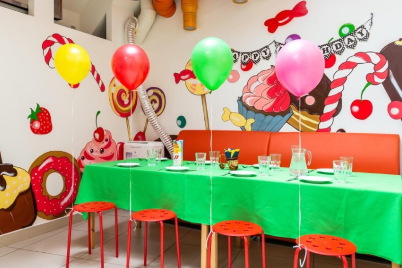 Арендовать Сказочный город. Сладкий зал